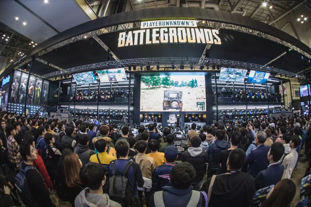 吸引了来自 吸引了来自