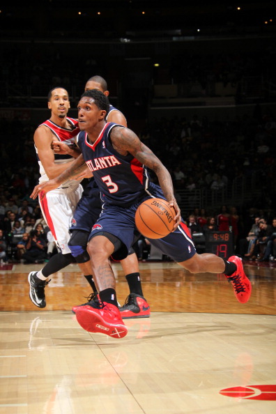 屡立战功 屡立战功