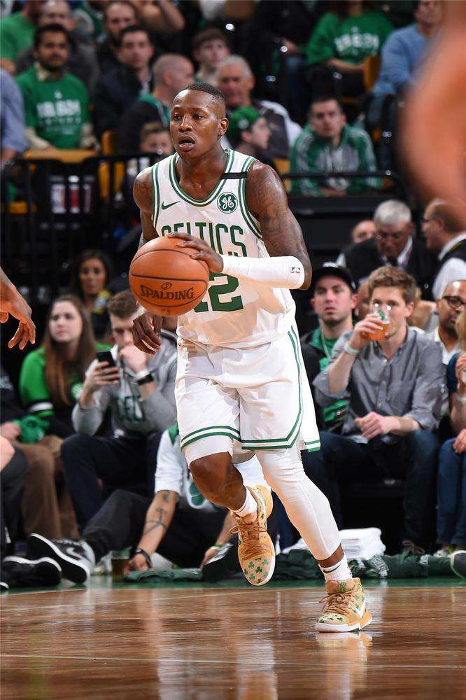 中展现了不 中展现了不